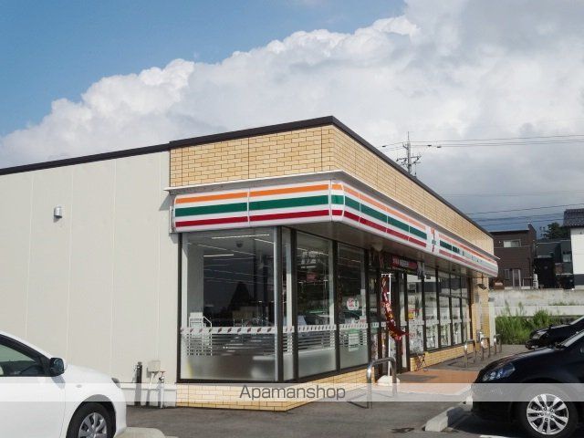 Neo SQUARE VIIの周辺写真