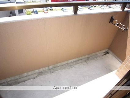 サンシティ北四番丁[1R/26.68m2]のバルコニー