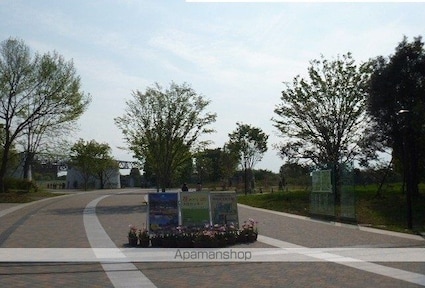 東京都立川市曙町１丁目[2LDK/55.83m2]の周辺4