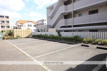 来夢一番館[1K/20.53m2]の駐車場