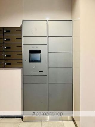 東京都新宿区西新宿７丁目[1LDK/49.46m2]の共用部1