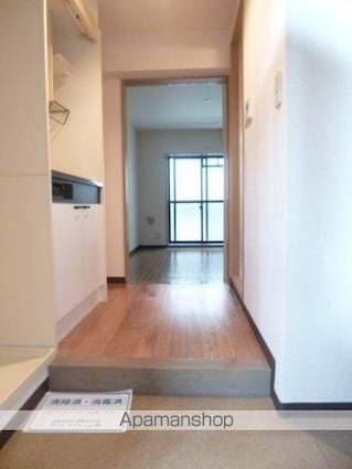 スカイコート西新宿第２[1K/18.55m2]の玄関