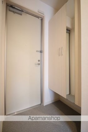 Ｄーｒｏｏｍ南福岡参番館[2LDK/57.53m2]の玄関