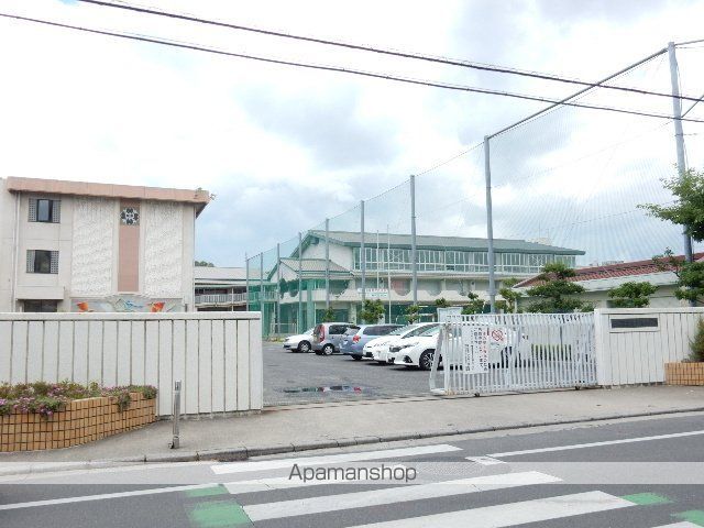 シトロン ミエルの周辺写真