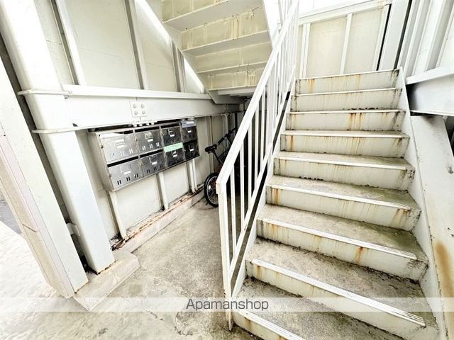 ピュアハイツ神山の玄関写真