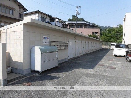 フォレスト[2LDK/65.95m2]の共用部1