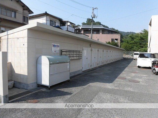 フォレスト[2LDK/65.95m2]の共用部1