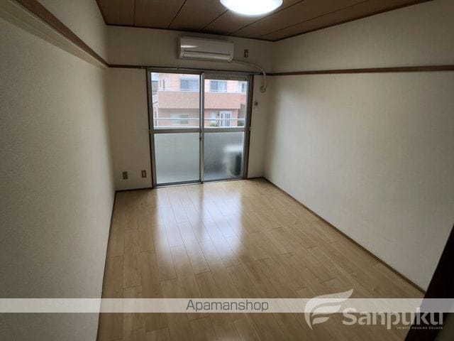 古川フラットの内装写真