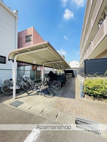 第2コーポ魚半の玄関写真
