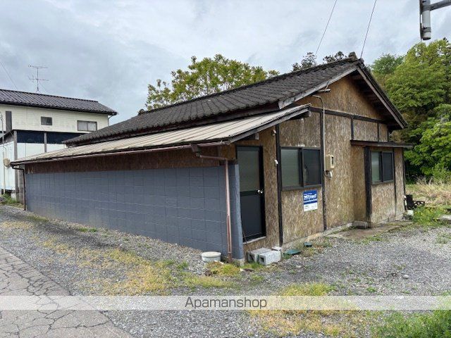 detached 福島県福島市飯野町字南小平3-2

地図を見る