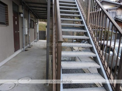 ハイスクエア湖南[1K/18.55m2]のエントランス1