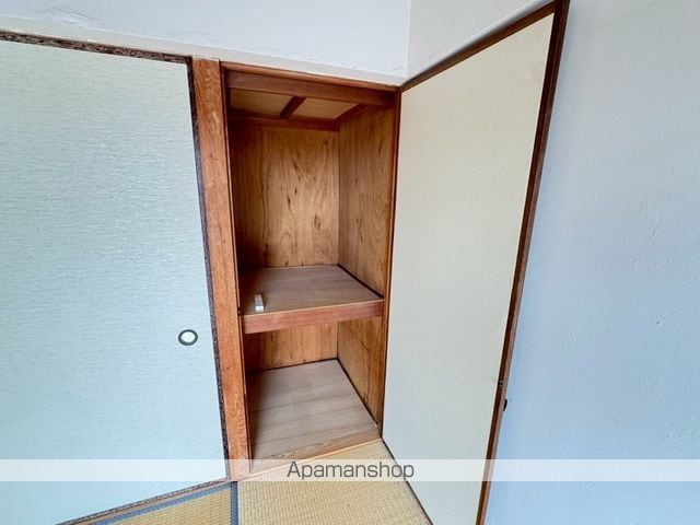 高彦ハイツの内装写真
