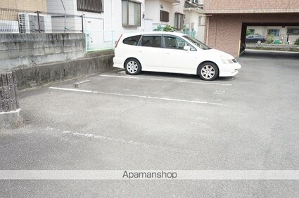 マリベール・シミズ[1K/34.67m2]の駐車場2