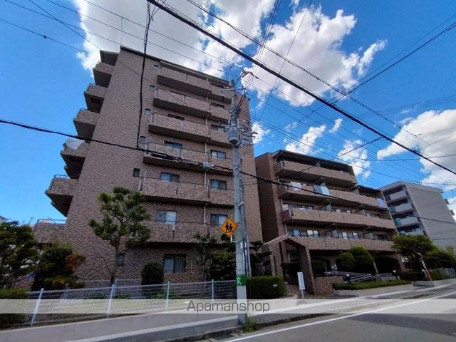 レジェンダリー小松の外観写真