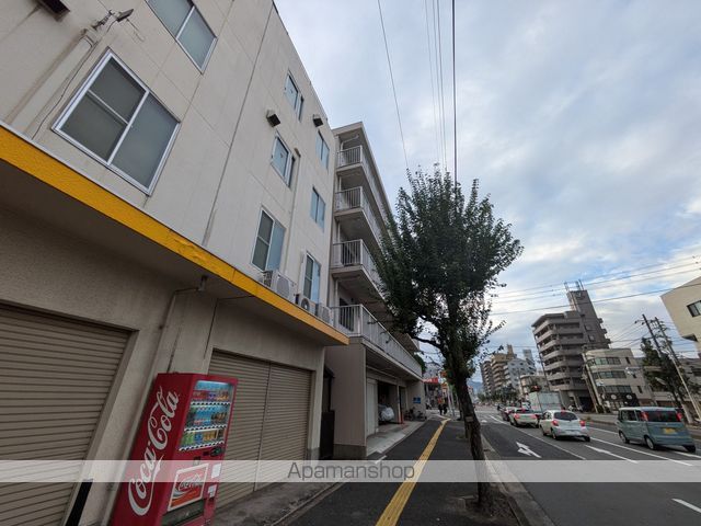 清水ビルの外観写真