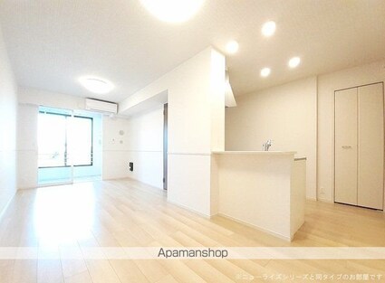 フリッシュ　Ｈ[1LDK/50.05m2]のリビング・居間