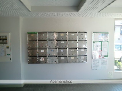 フリーデン西開発[2LDK/64.18m2]の共用部3