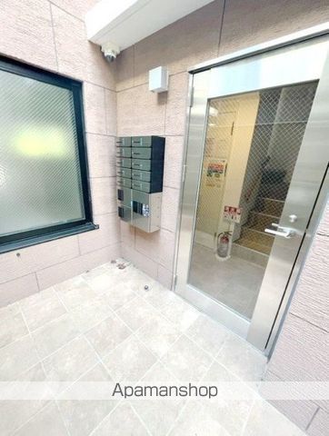 レピュア東十条駅前レジデンスの玄関写真