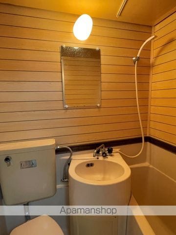 ミーテルーチェ坪井IIの内装写真