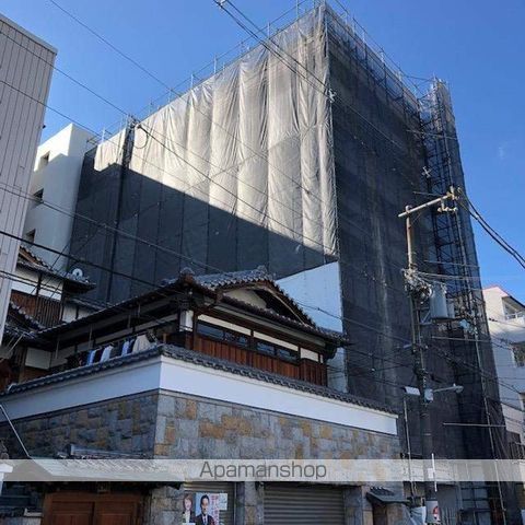 みおつくし十三の玄関写真