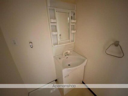 ガレージライフ高松東[1K/28.9m2]の洗面所