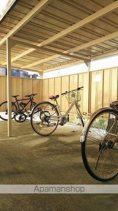 ＯＳ・ＳＫＹマンション鹿子[1DK/34.42m2]のエントランス1