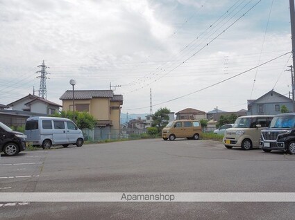 ＵＮＩＴ１６[2LDK/61.56m2]の周辺2