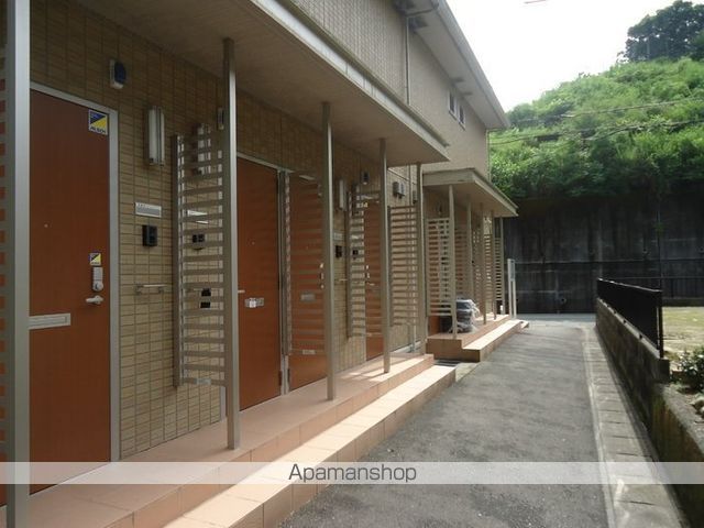 ホワイトエトワールの玄関写真