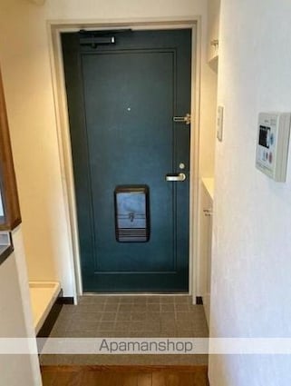 プレステージ栗林[1K/26m2]の玄関