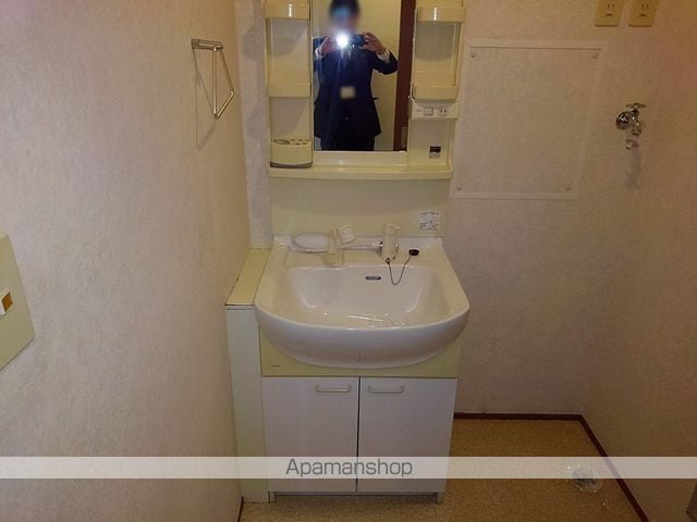 ファミールスクエアの内装写真