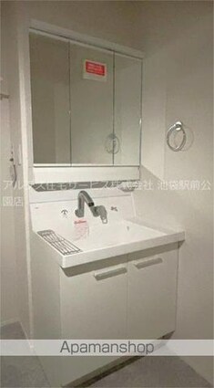 ブレッシア石神井公園[1LDK/41.32m2]の洗面所