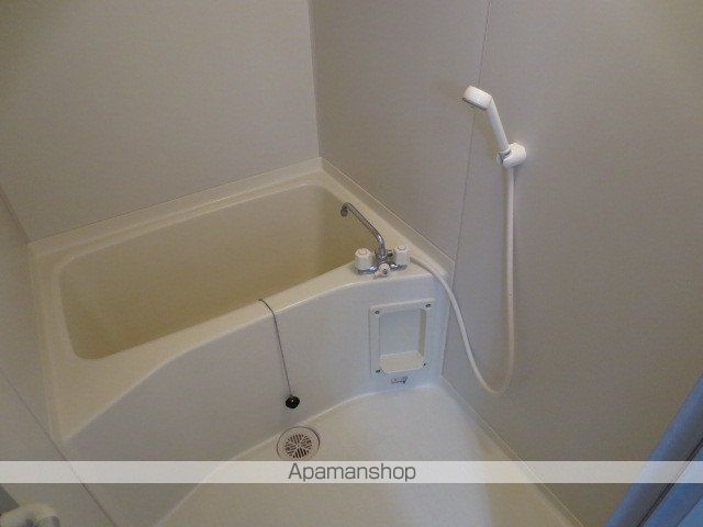 テイクスリーの内装写真