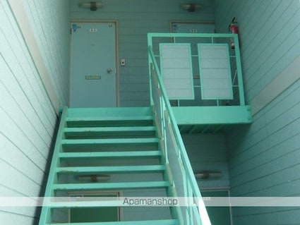 カーサ高谷[1K/21.5m2]のエントランス2