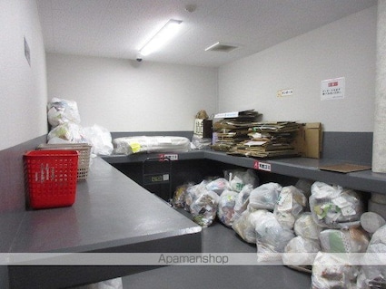 ルフォンプログレ四谷[1K/25.08m2]の共用部2