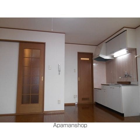 シャルム小白川 F棟の内装写真