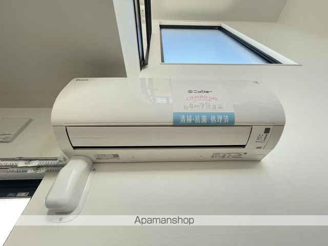PLUSM KAKUOZANIIの内装写真