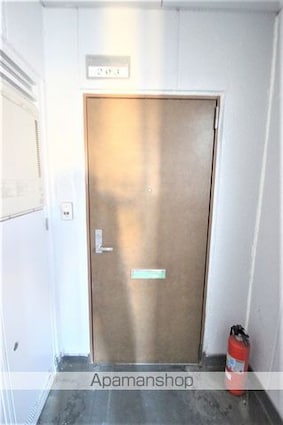 堂前ライフビル[1R/24.8m2]の駐車場