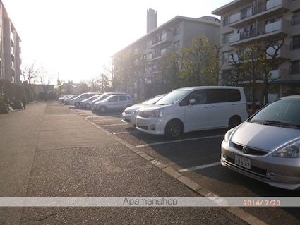 守山駅前東住宅３号棟[3LDK/66.44m2]の共用部3
