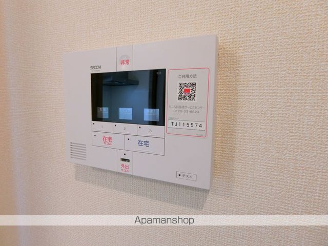 DーROOM松井山手南の内装写真