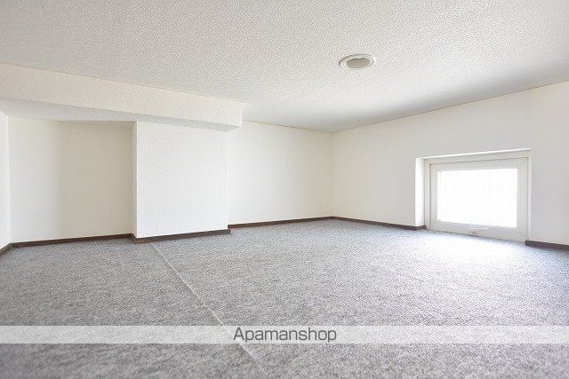 インペリアル寺田の内装写真