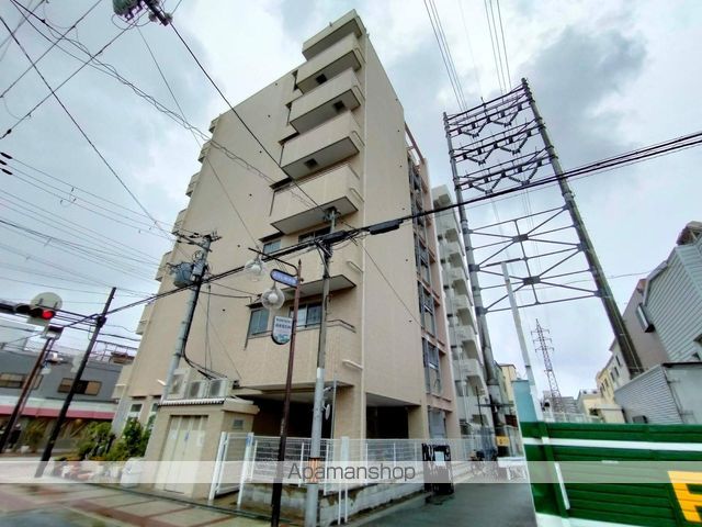 ロイヤルクイーンズパーク関目の外観写真