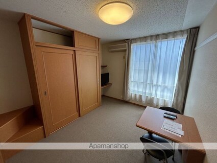 レオパレスＫＥＩ[1K/23.18m2]のリビング・居間1