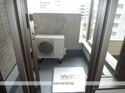 エルミナｅｅビルディング[1R/28.14m2]のバルコニー