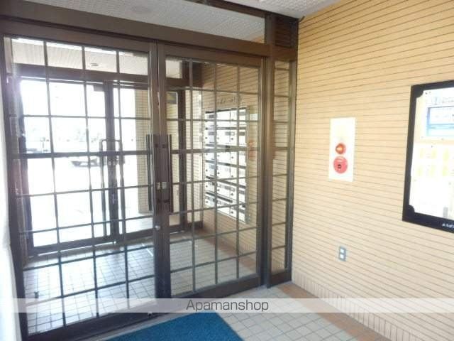エスポアール円山の玄関写真
