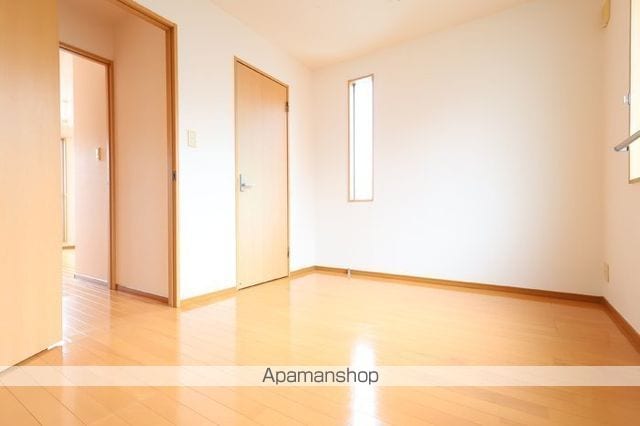 エクレール雲願寺 A棟の内装写真