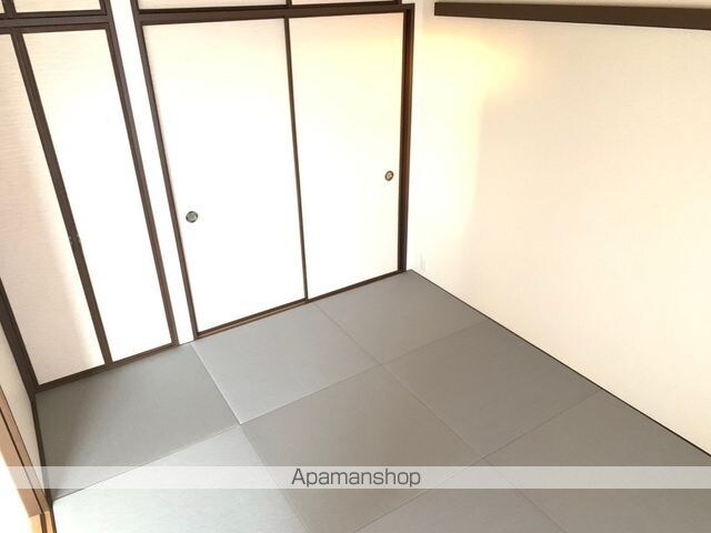 東京都三鷹市下連雀７丁目[3LDK/70.2m2]の内装4