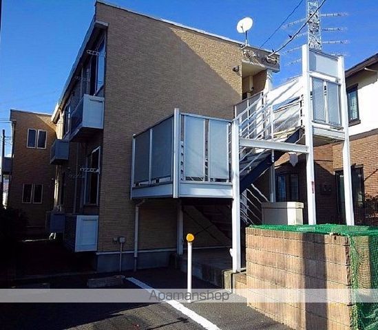 レオパレス下落合の外観写真