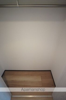 東京都新宿区新宿６丁目[1K/25.5m2]の収納