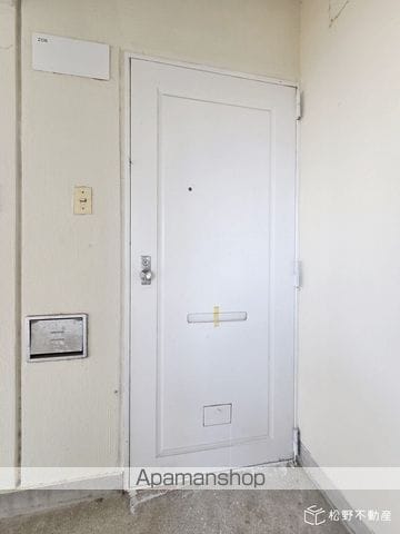 ヴィラナリー元山の玄関写真
