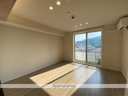 ヴォワレ　エ　フルール新北町[1LDK/45.63m2]のリビング・居間